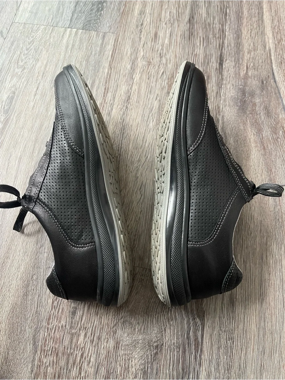 SAS | Sporty Lux Black Leather Tennis Shoe Sneaker Perforated Mesh Comfort